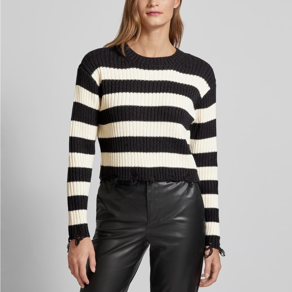 New Vero Moda Striped Black Cream Crew Neck Sweater Distressed Raw Edge Hem
